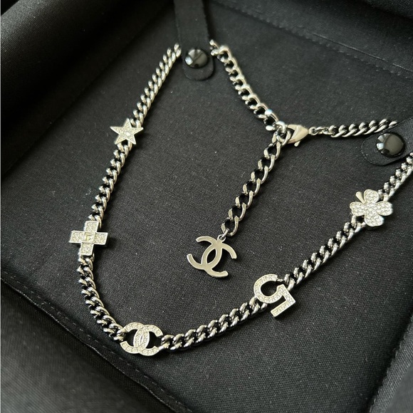 Sold - Chanel Lucky Charm Short Necklace in Shiny Ruthenium, Crystals - Picture 4 of 5